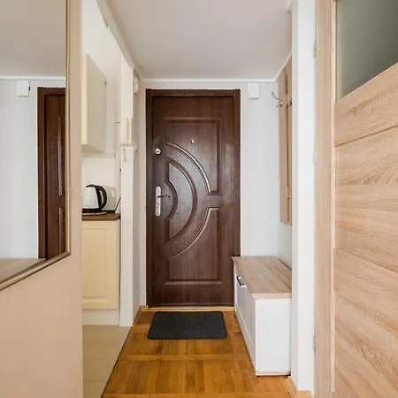 Rondo Onz Standard By Bookinghost *