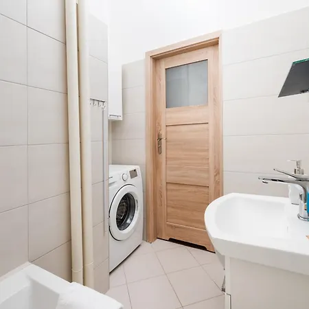 Appartement Rondo Onz Standard By Bookinghost